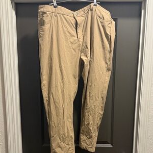 Fabletics Men's Khaki Chinos